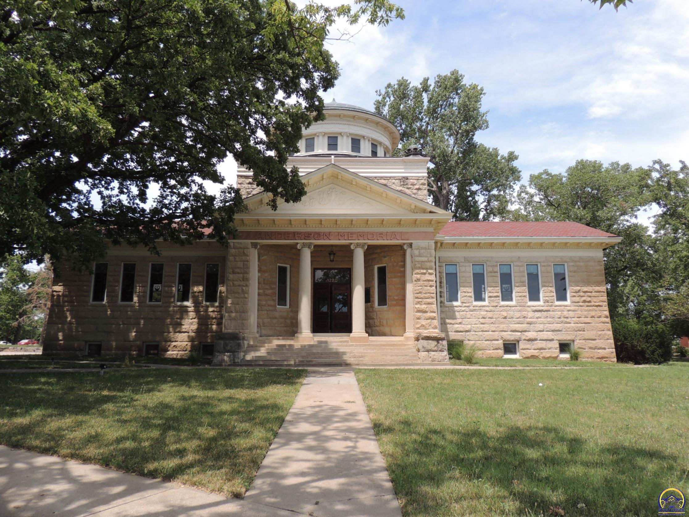 1220 C of E Drive, Emporia, KS 66801
