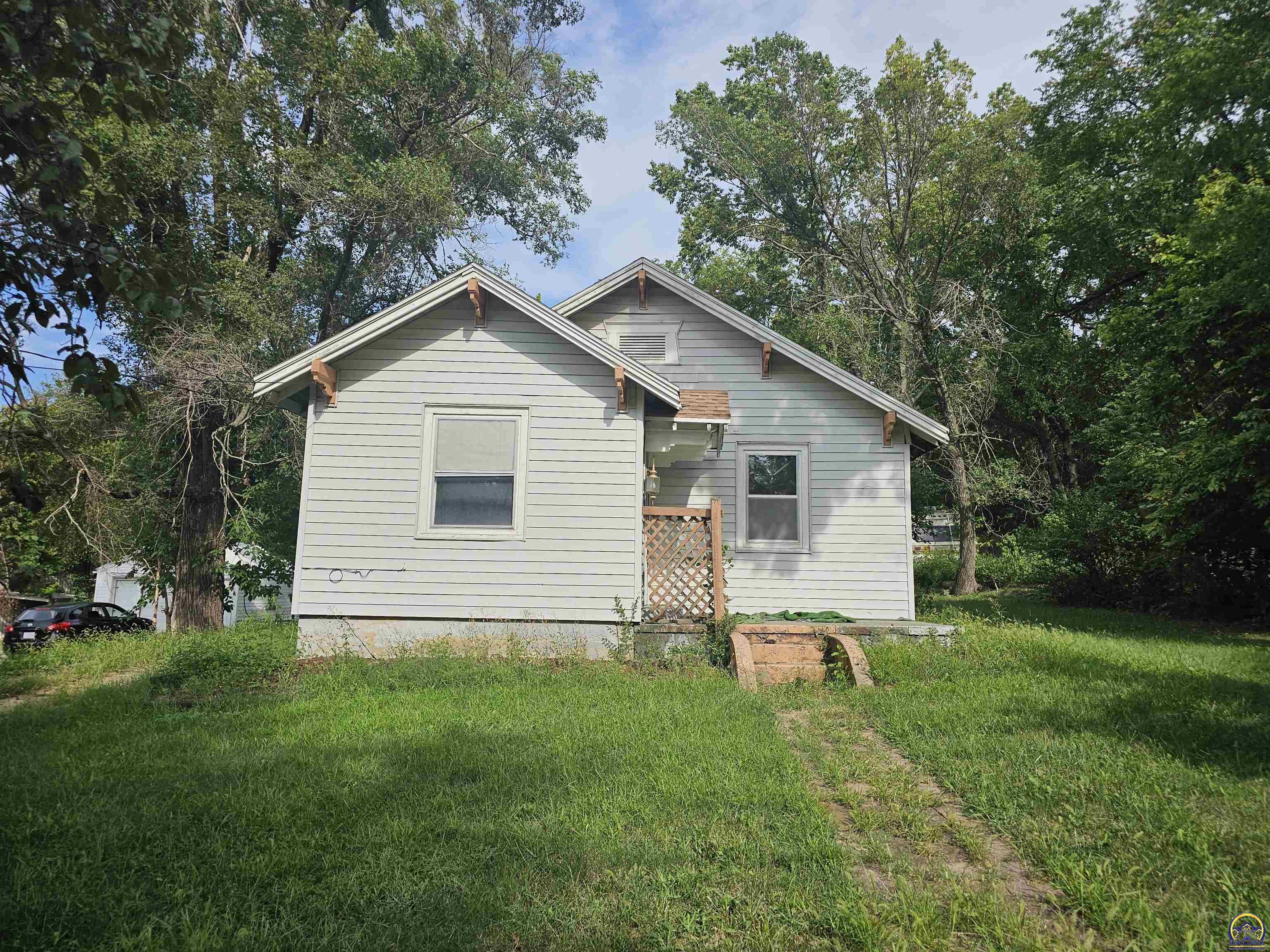 514 S Mulberry ST, Madison, KS 66860