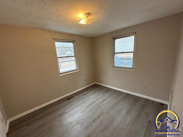 429 SE California AVE, Topeka, KS 66607