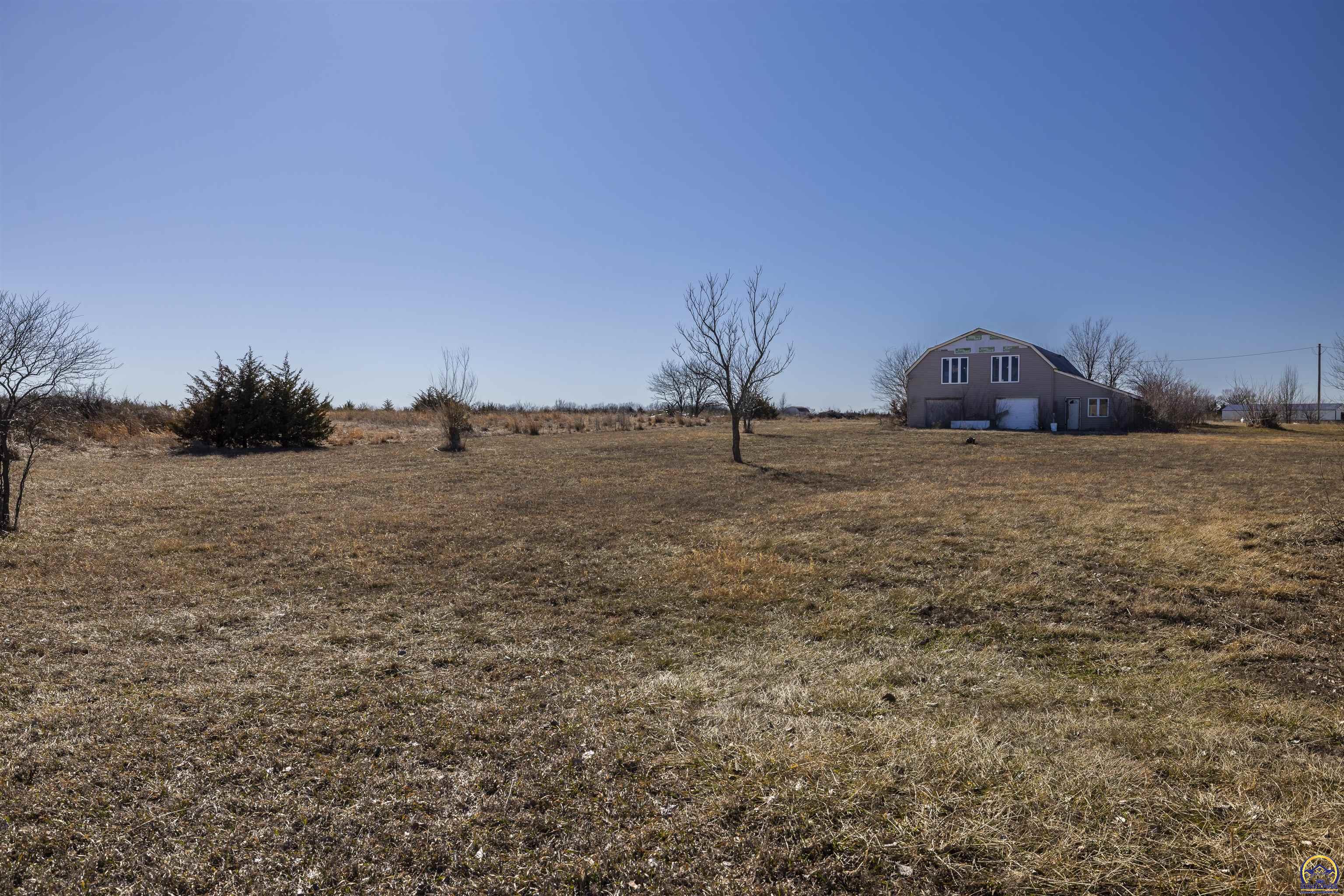 7737 SW Crawford RD, Auburn, KS 66402