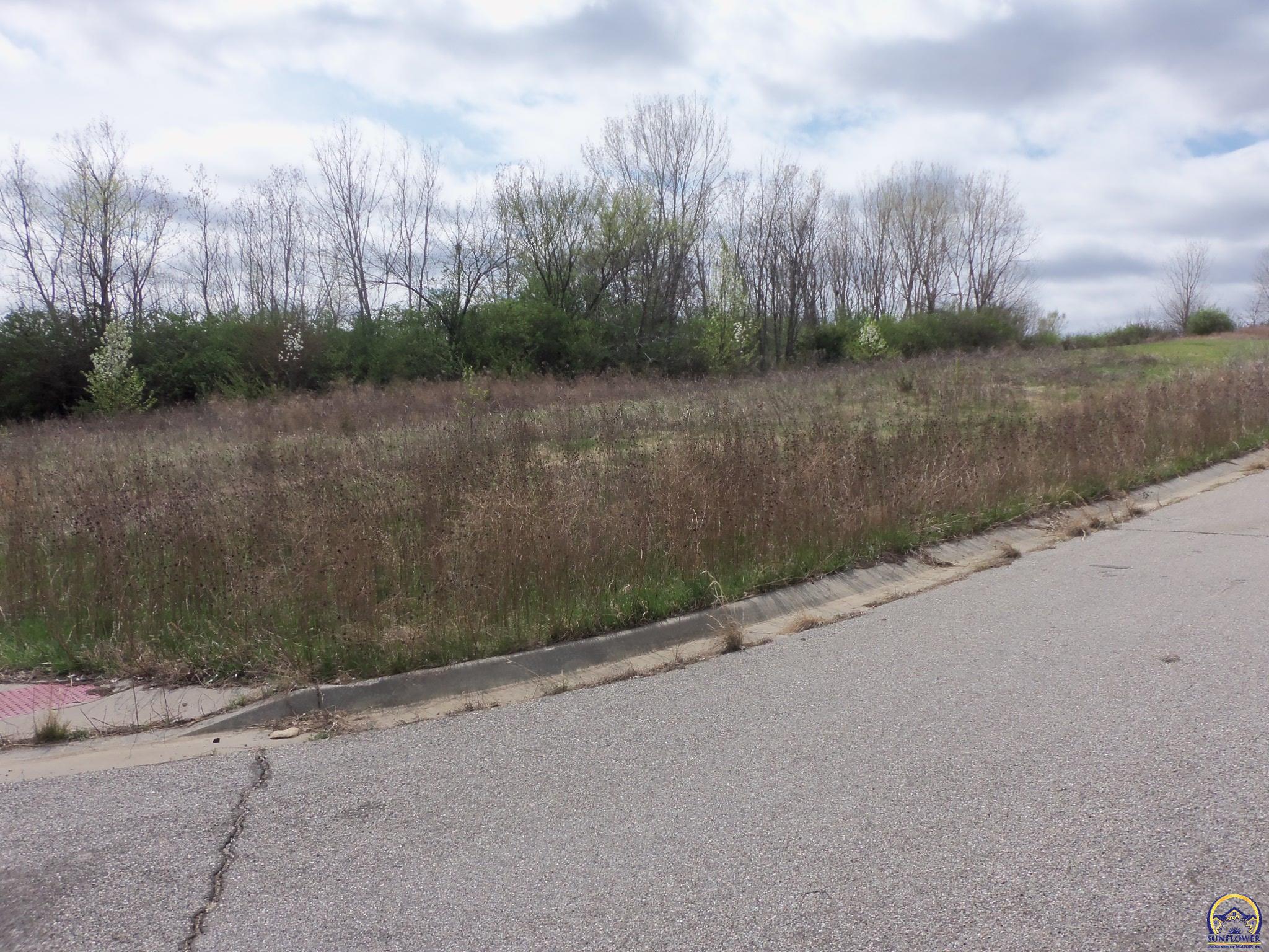 6319 SW 46th Pk, Topeka, KS 66610