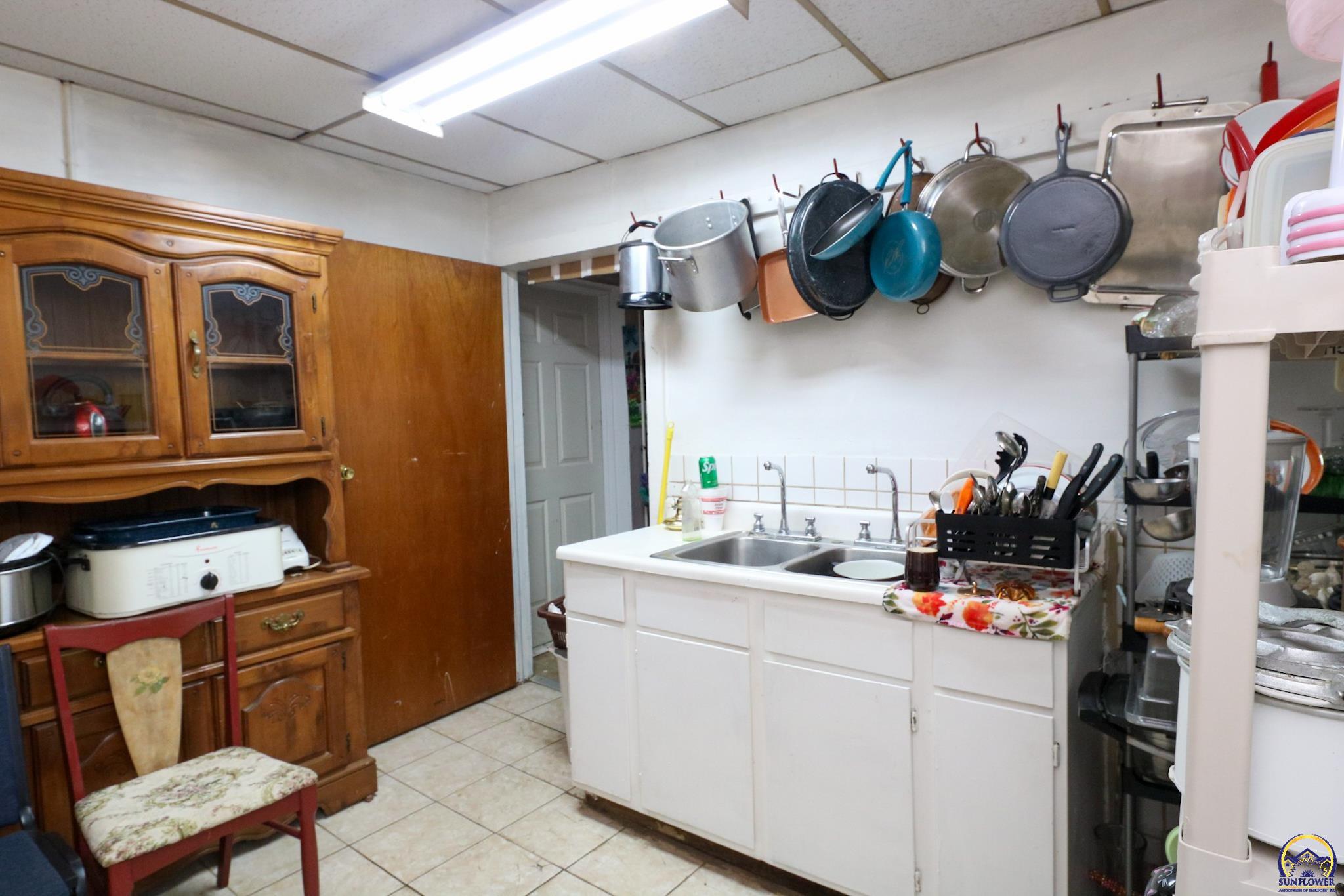 203 Commercial St, Emporia, KS 66801