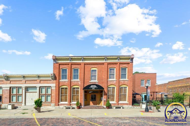 215 Broadway, Cottonwood Falls, KS 66845