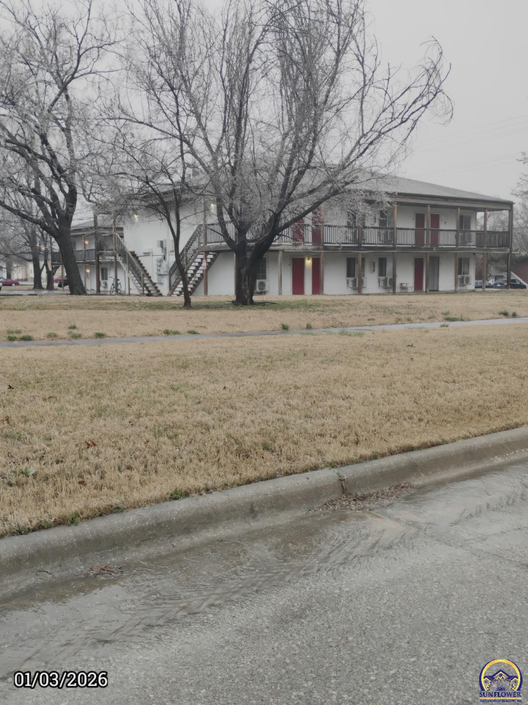 905-909 East ST, Emporia, KS 66801