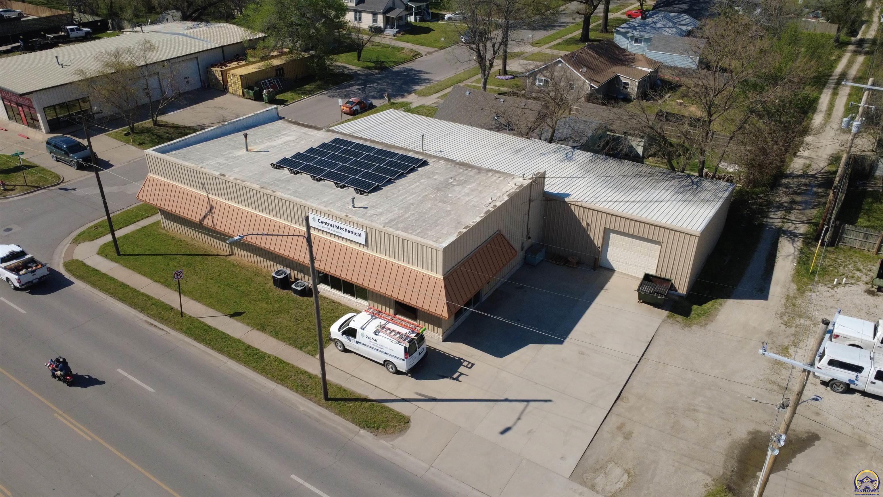 1830 W 6th Ave, Emporia, KS 66801
