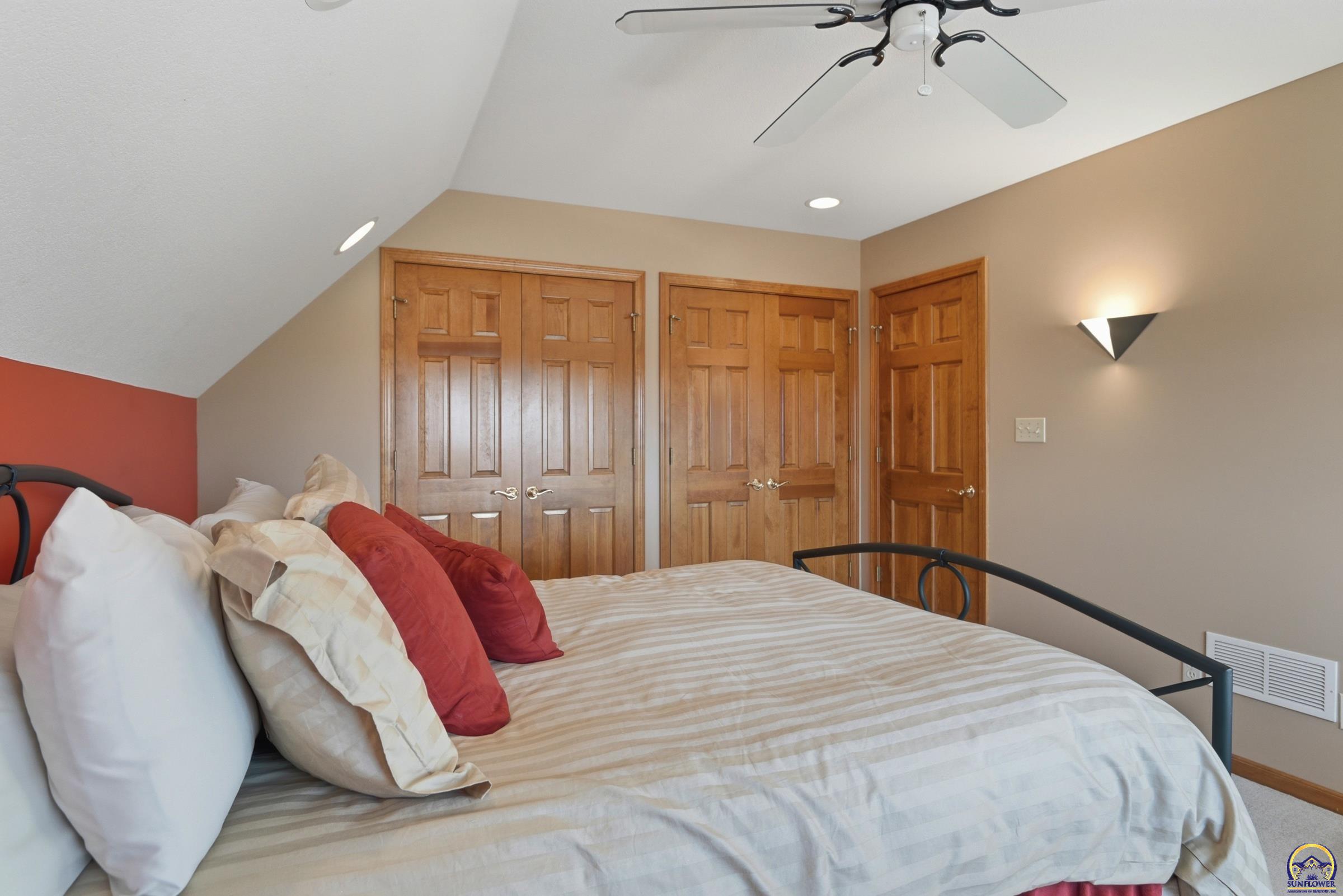10047 SW 101st St, Auburn, KS 66402