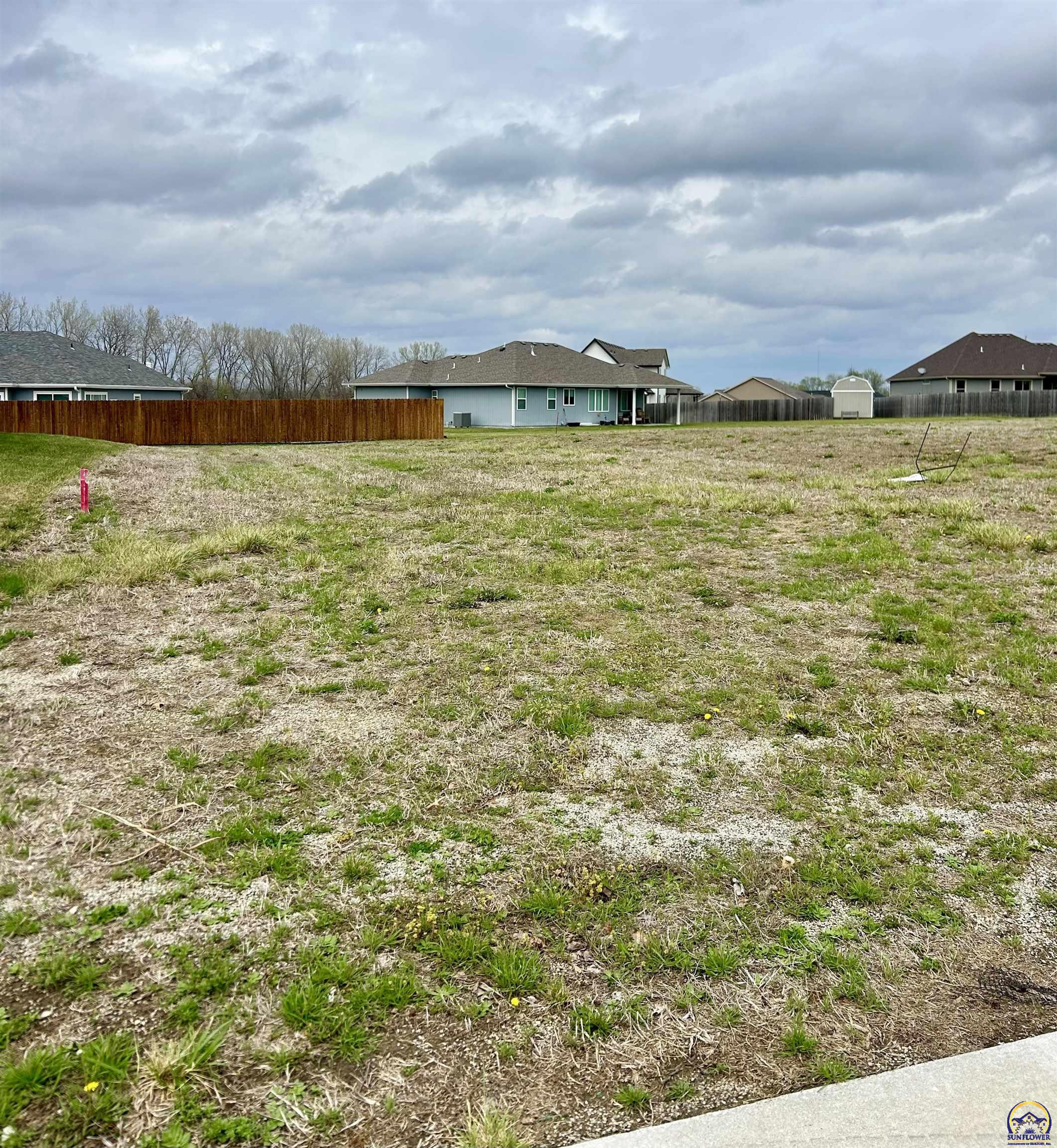 7636 SW 24th TER, Topeka, KS 66614