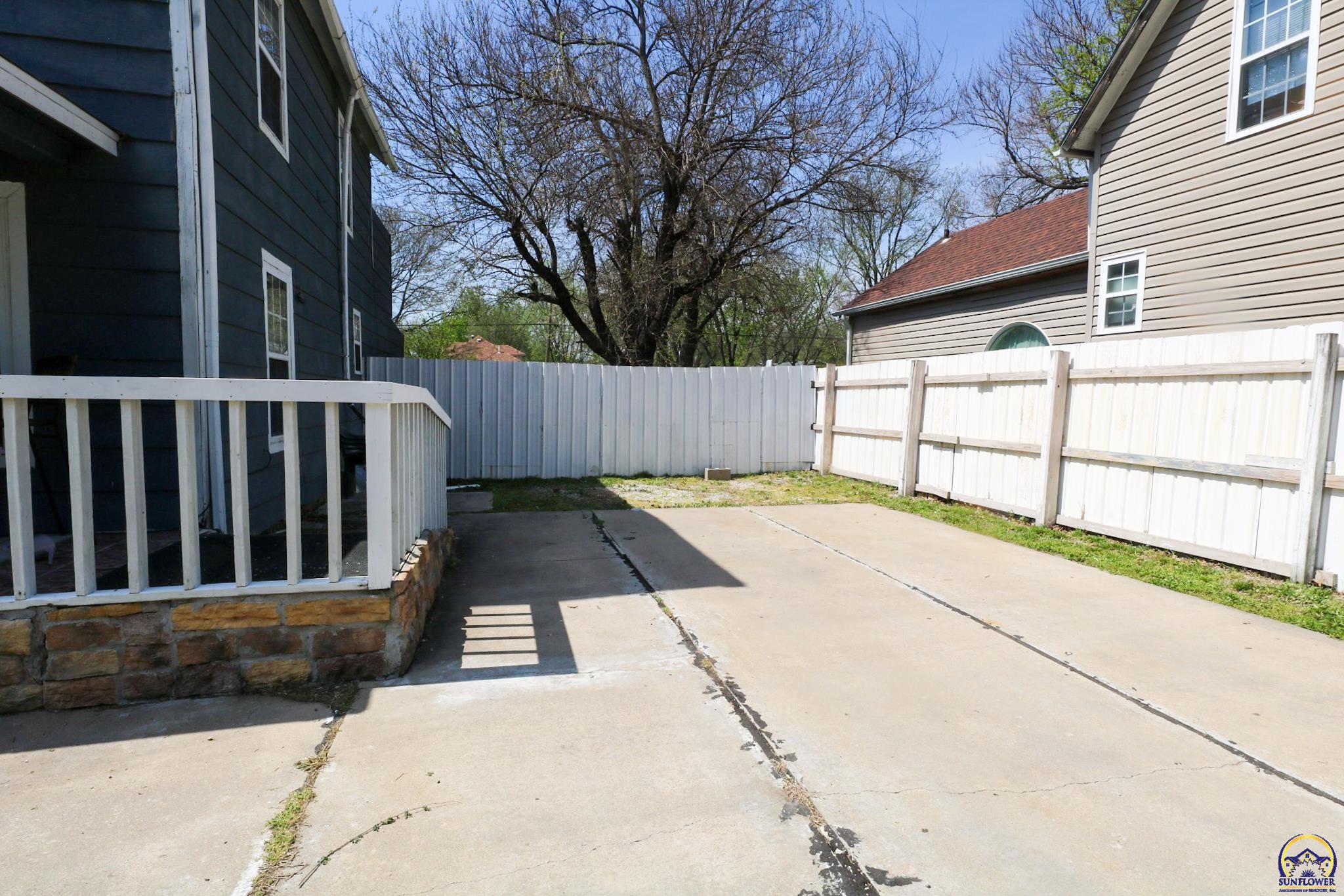 111 S Merchant, Emporia, KS 66801
