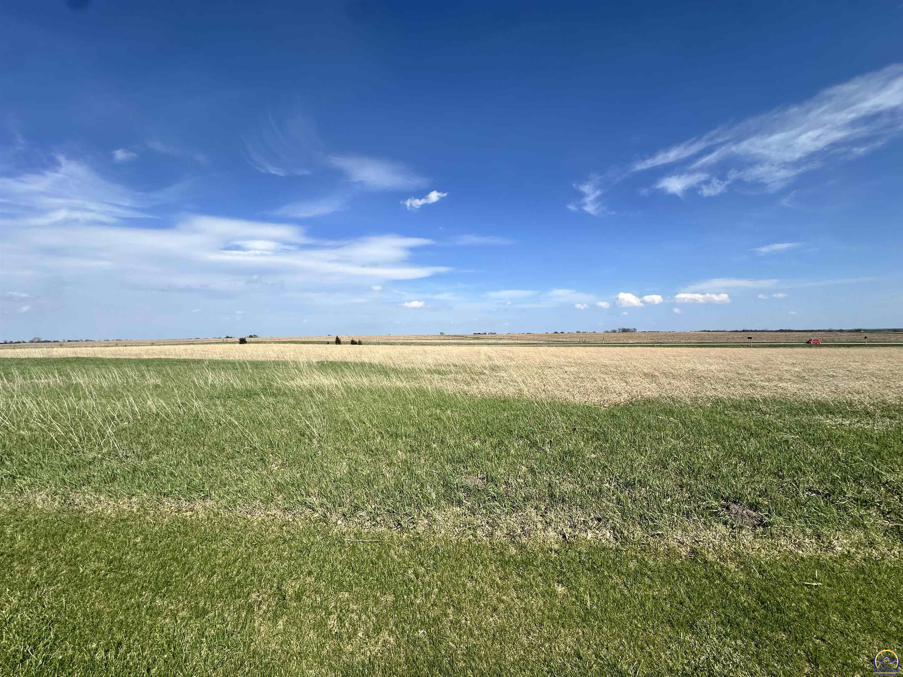 00000 P3 LN, Holton, KS 66436