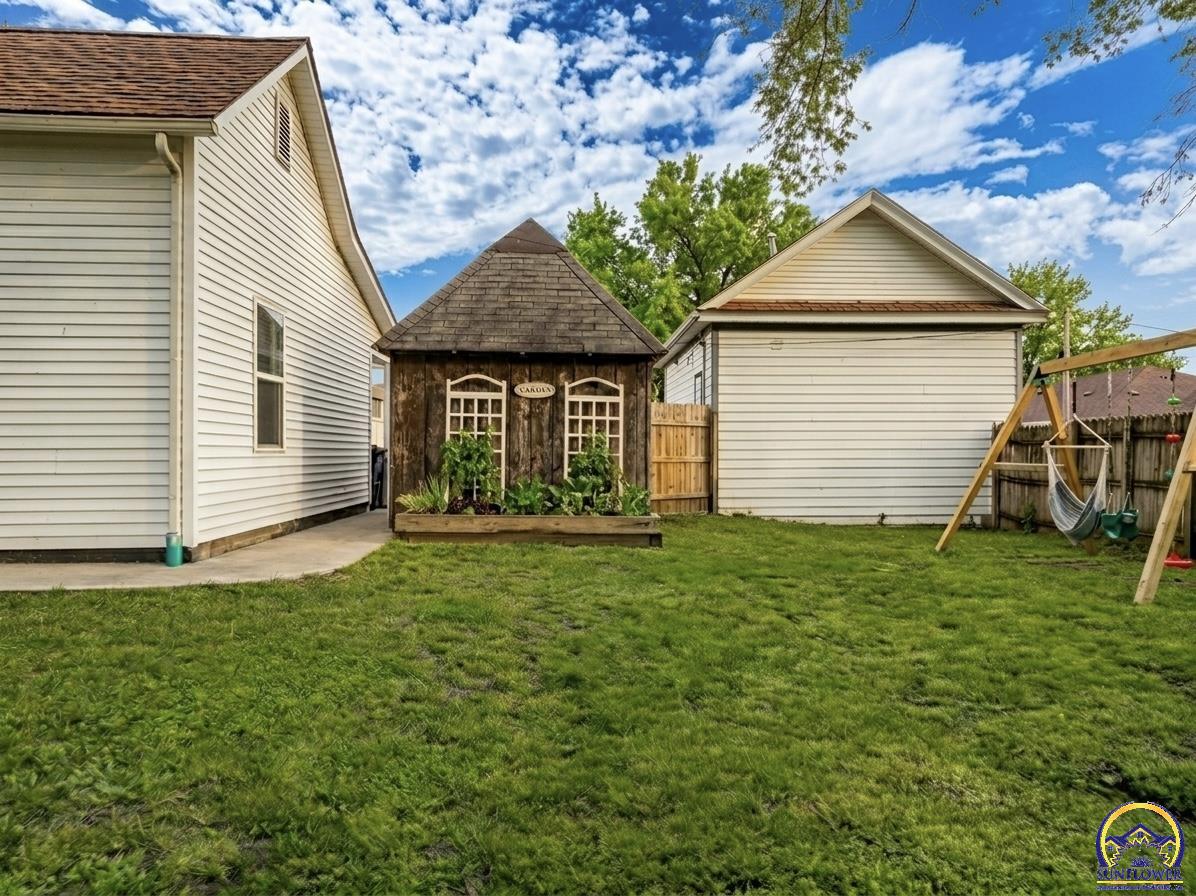 802 W Bertrand, St. Marys, KS 66536