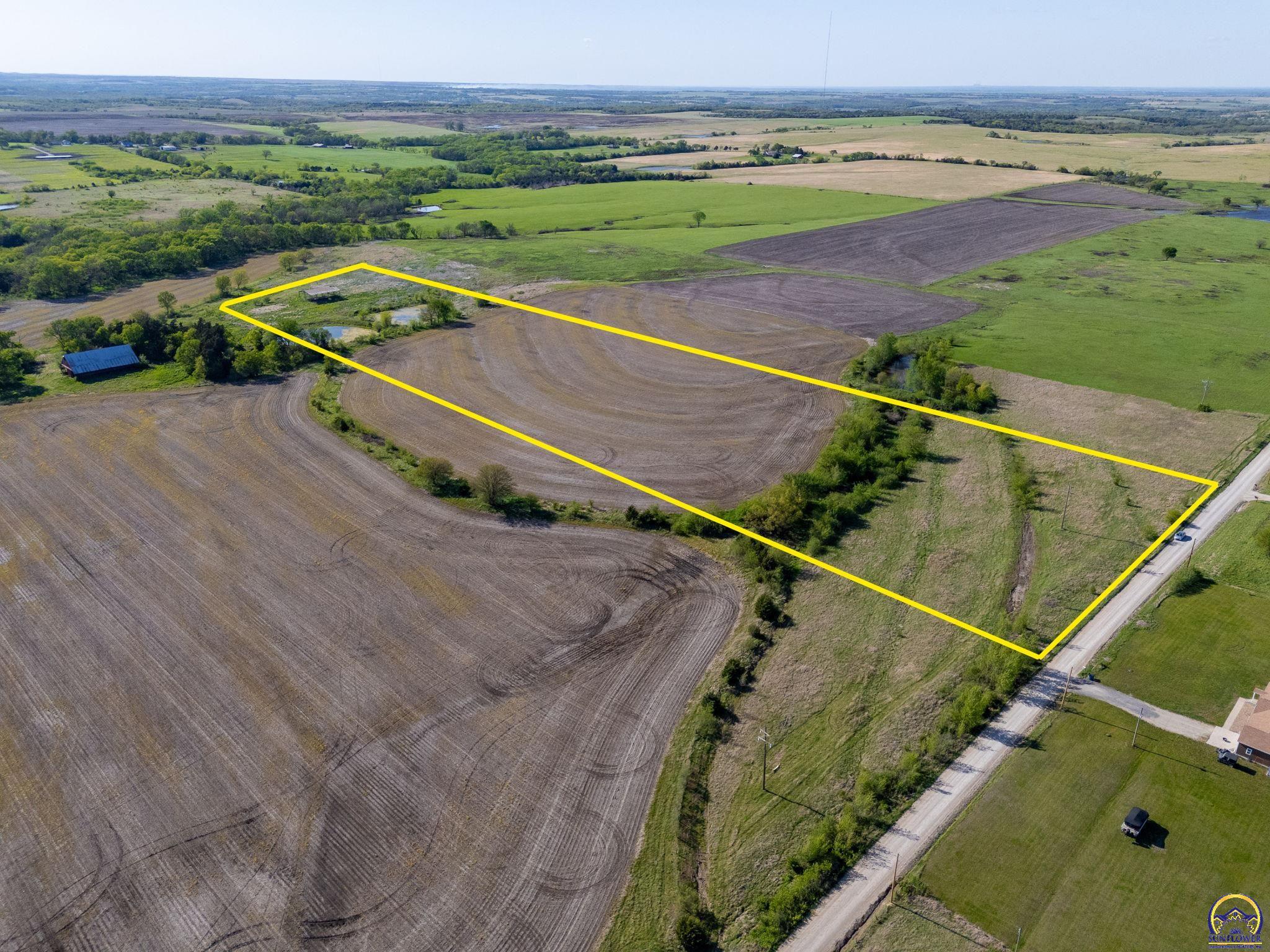 Tract 2 SW Docking RD, Auburn, KS 66402