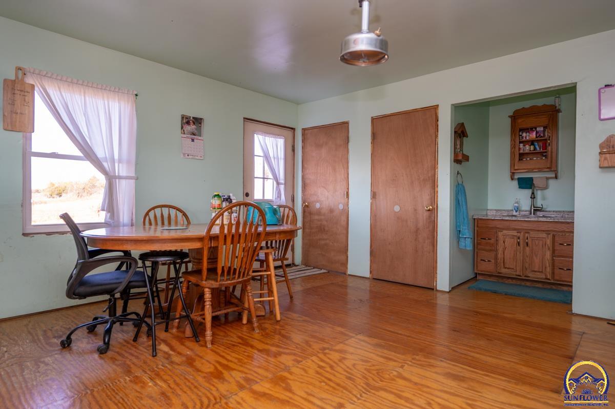 20031 A S Berryton RD, Lyndon, KS 66451