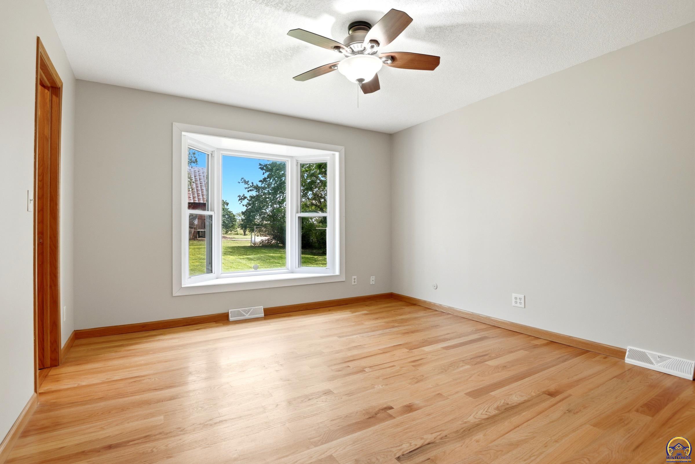 13130 S Topeka AVE, Carbondale, KS 66414