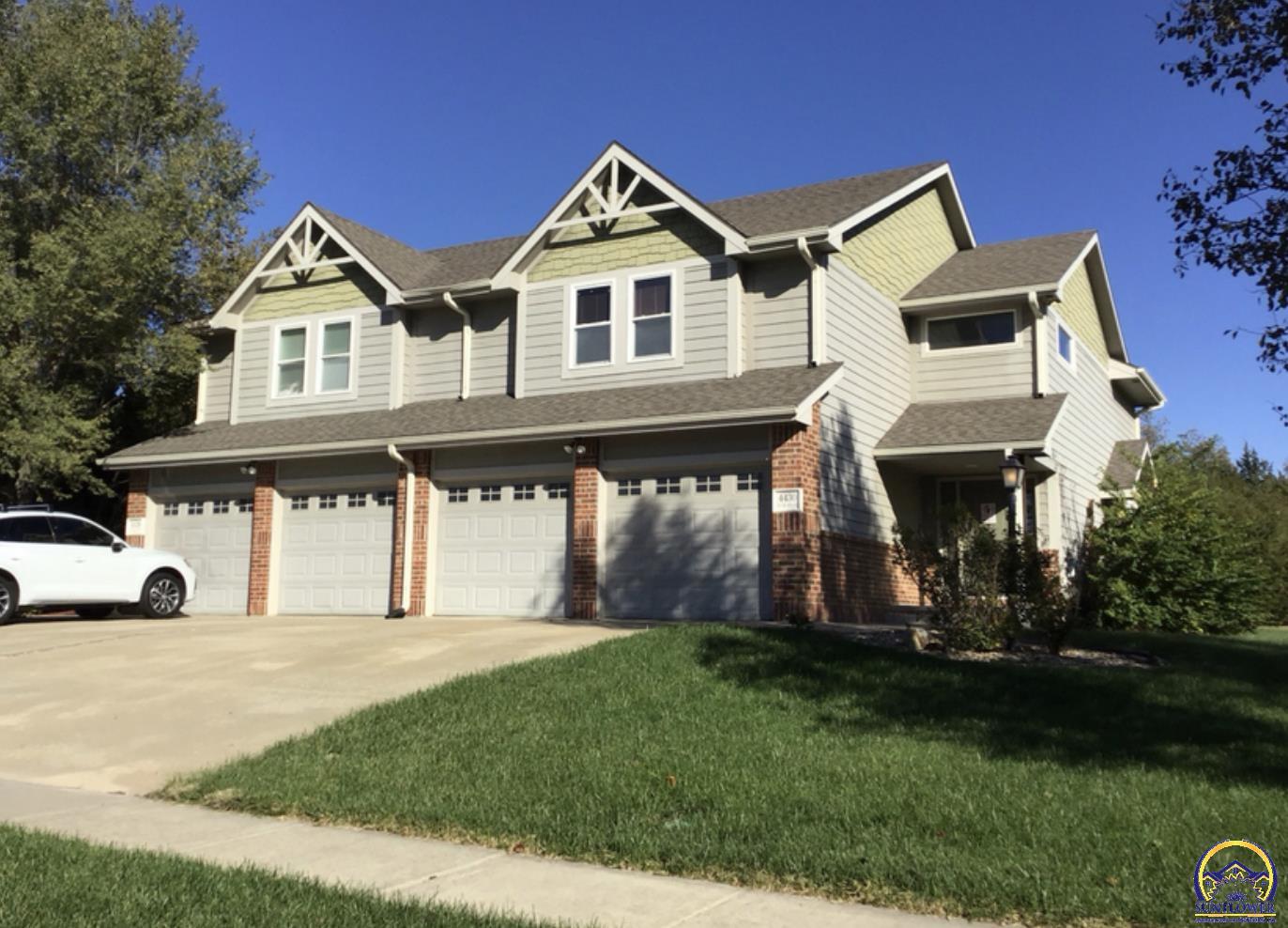 4428-4430 SE Oak Bend DR, Topeka, KS 66609