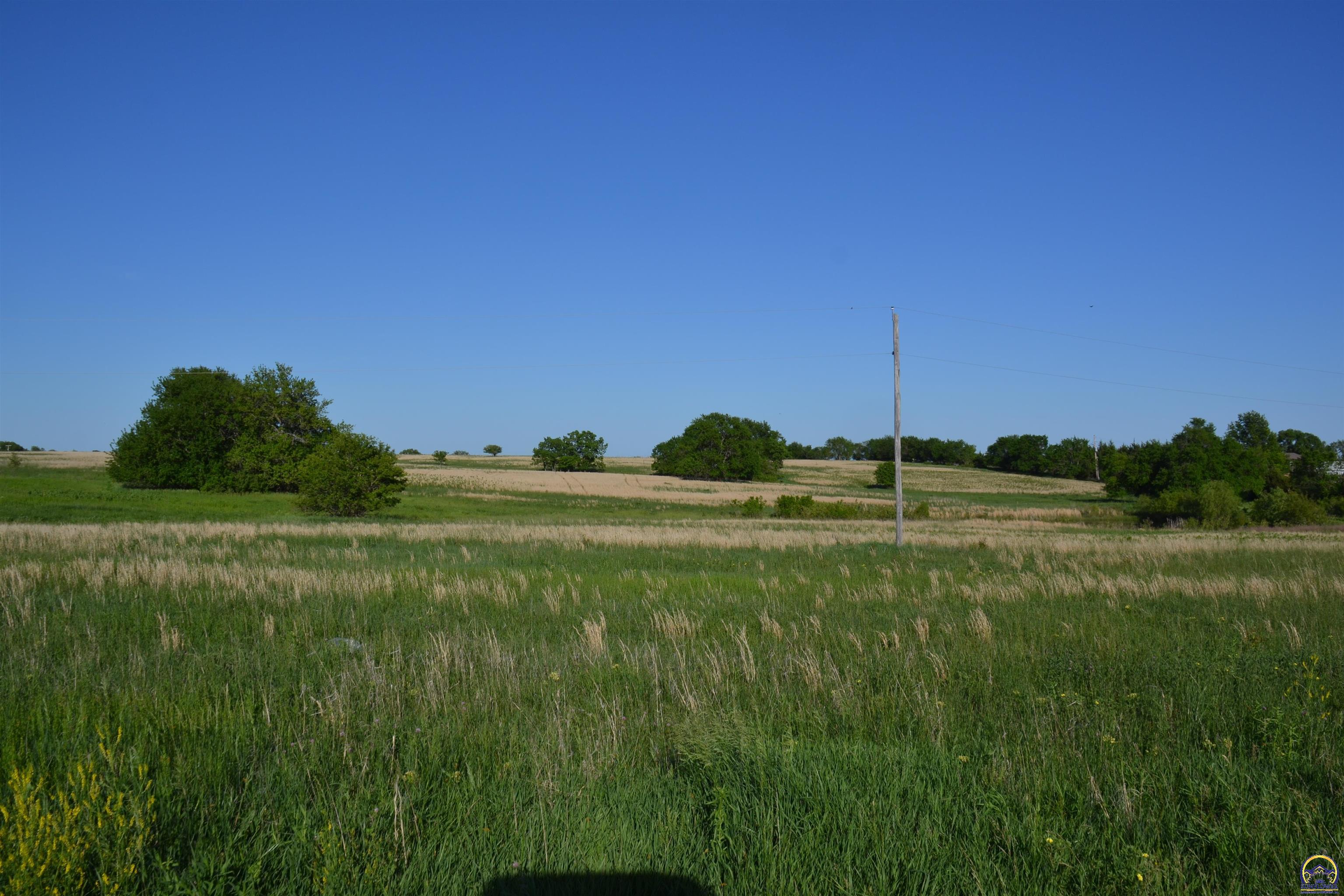 000 US 75 HWY, Lyndon, KS 66451