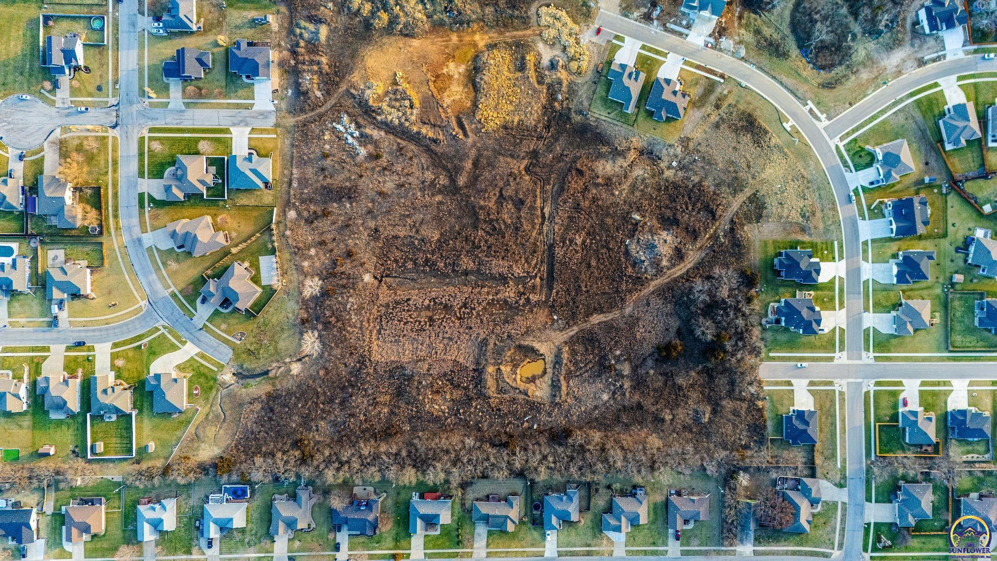 000 SE Saturn DR, Topeka, KS 66605