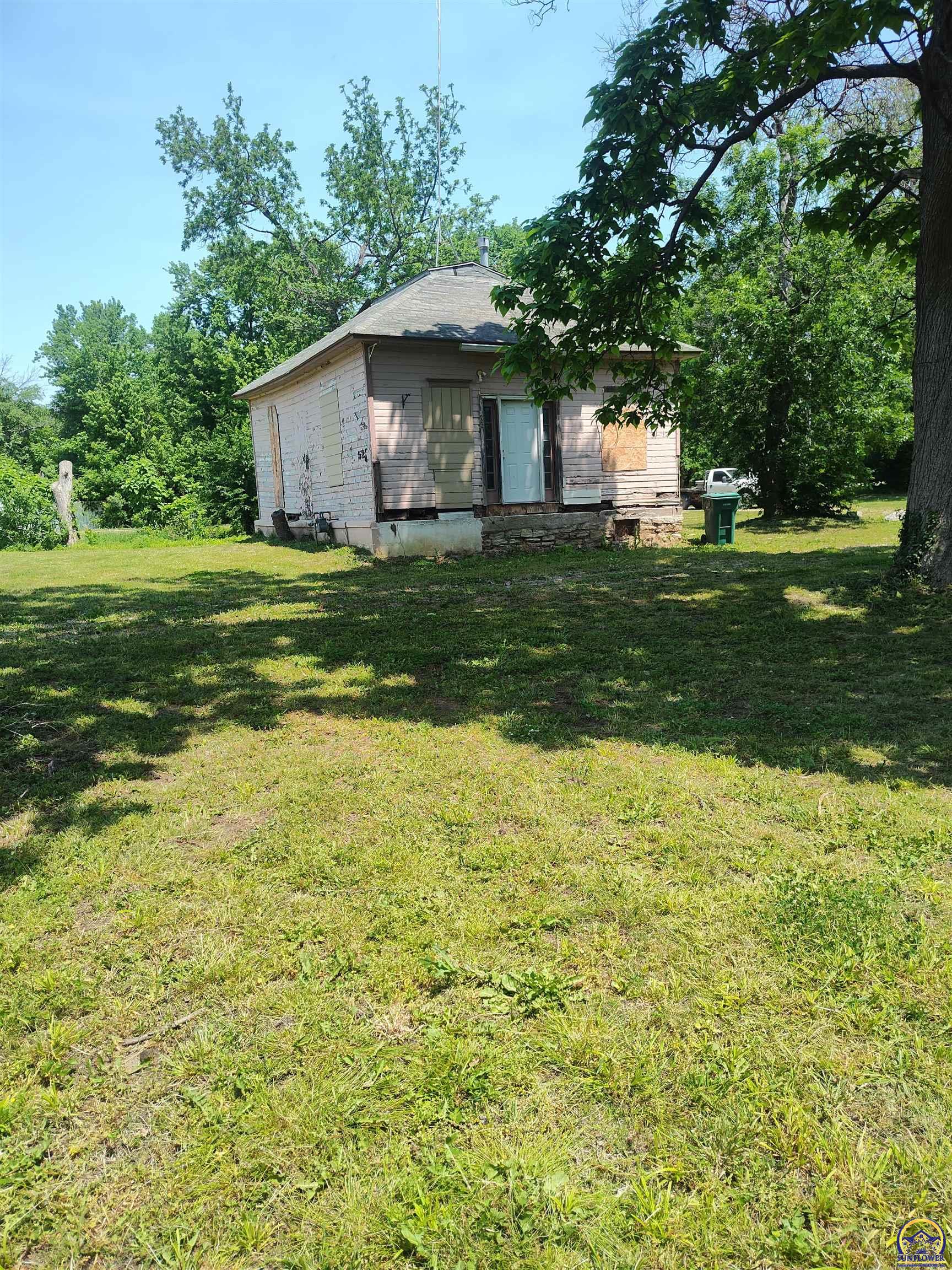 522 Indiana AVE, Holton, KS 66436