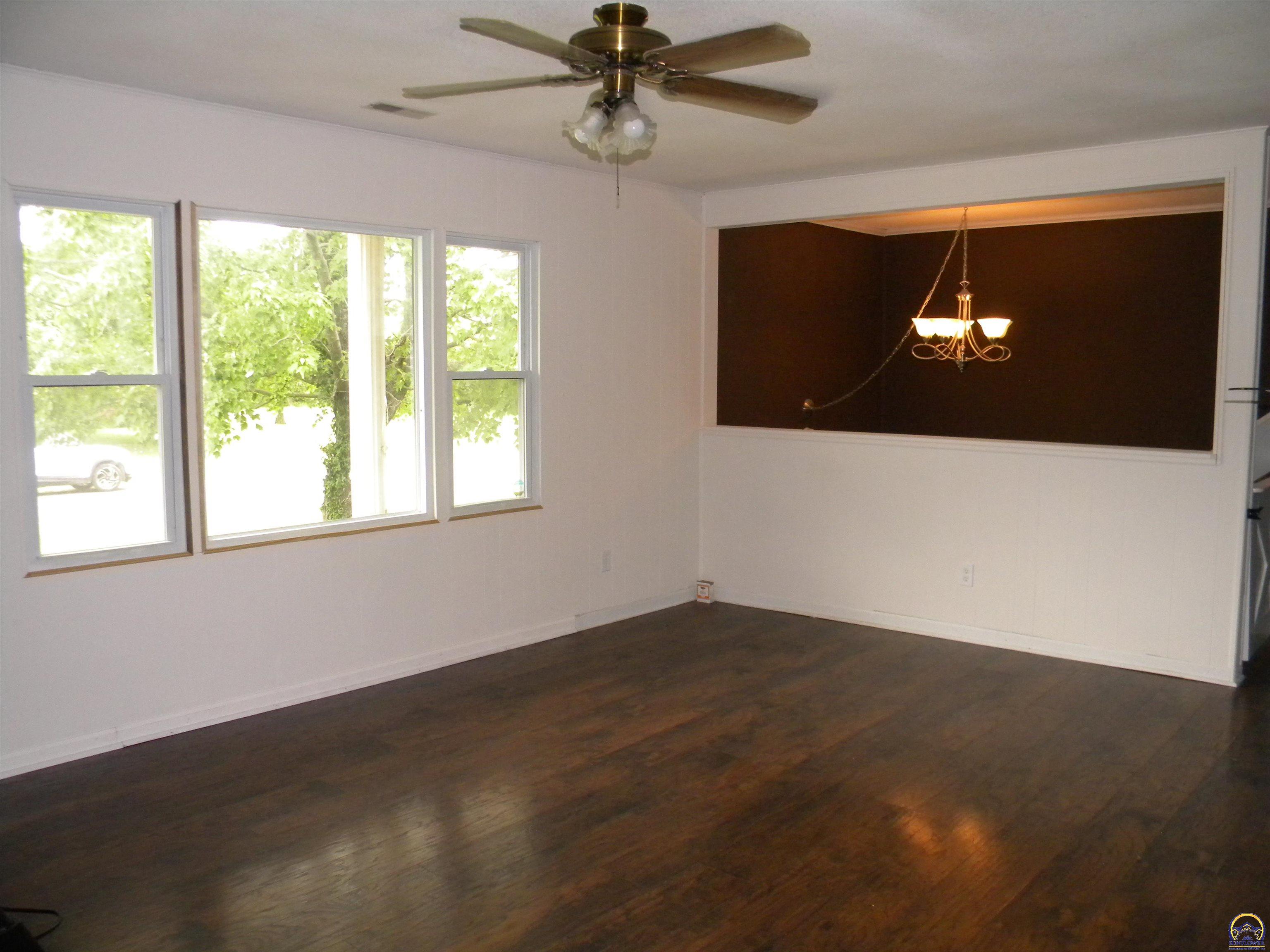 301 N Sycamore ST, Lebo, KS 668560000