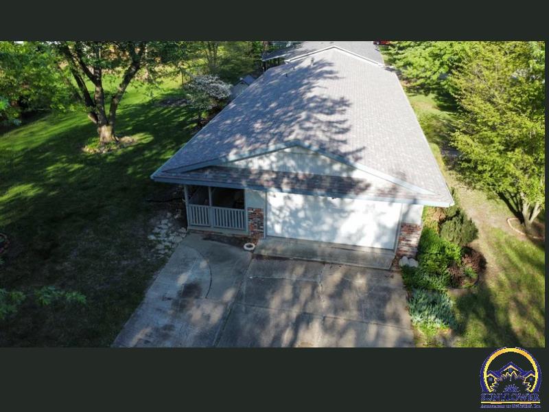 201 Pawnee Ave, Hiawatha, KS 66434