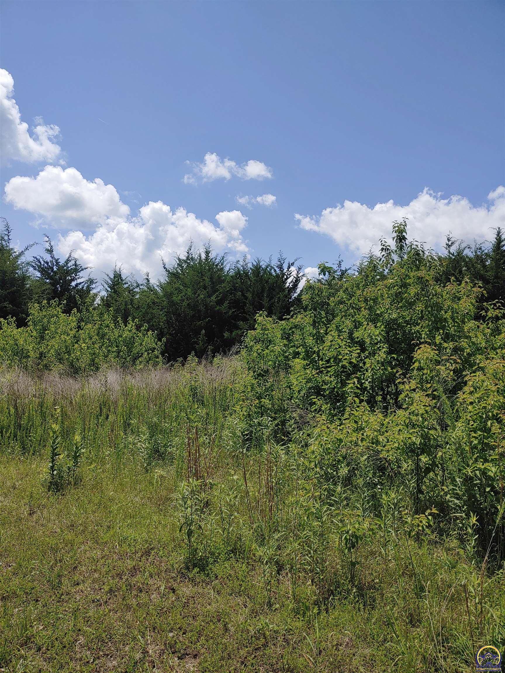 0000 Kiowa Rd, Oskaloosa, KS 66066