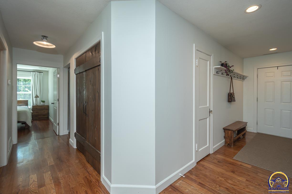 2664 27th ST, Topeka, KS 66617
