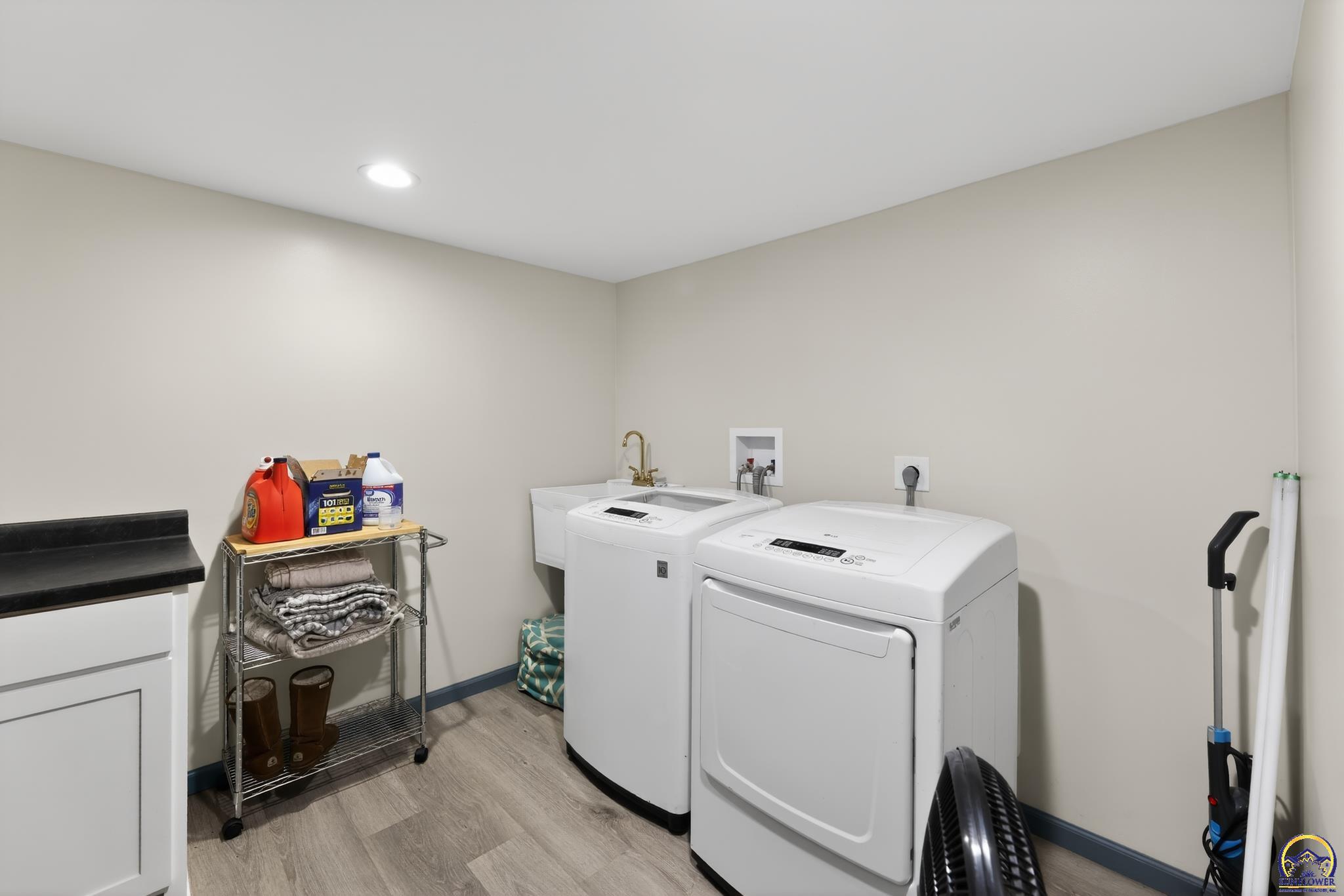 2645 SE 29th ST, Topeka, KS 66605