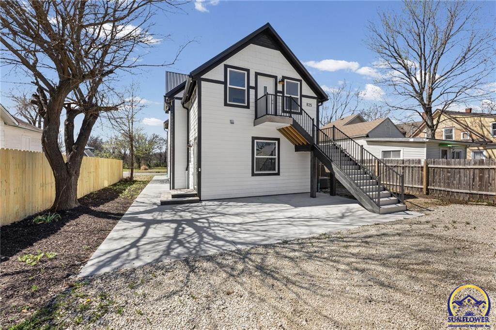 825 S Main ST, Ottawa, KS 660672805