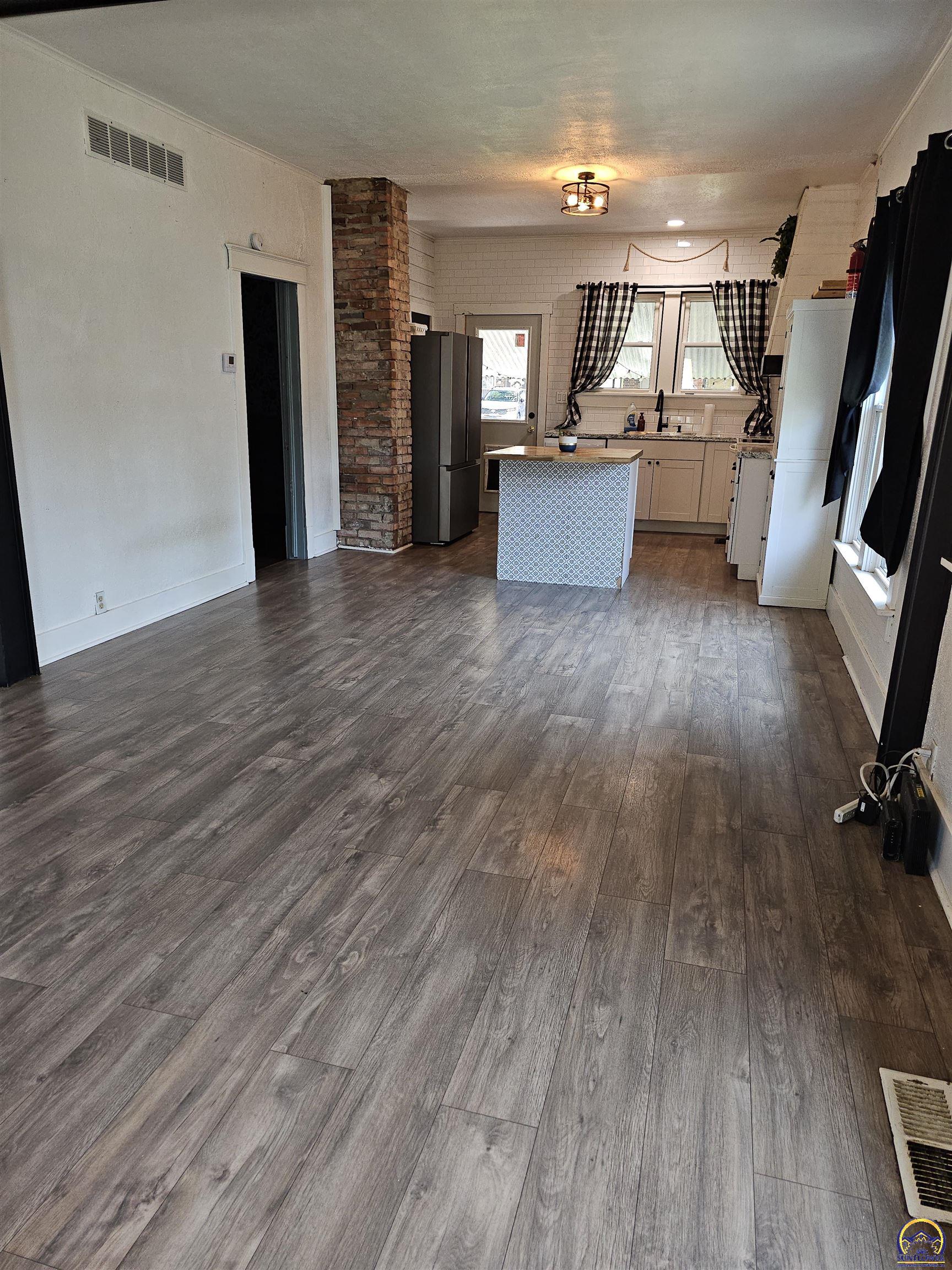 112 N 13th ST, Sabetha, KS 66534