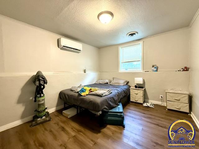 610 W 25th ST, Lawrence, KS 66046