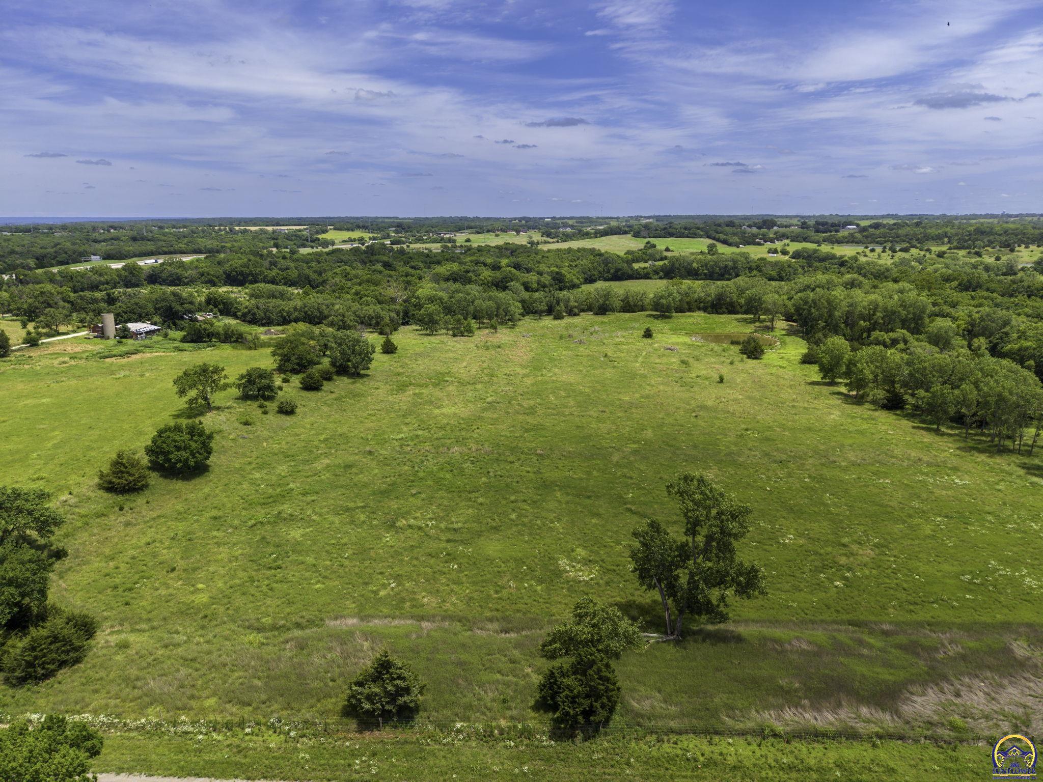 00000 Ratner RD, Tecumseh, KS 66542
