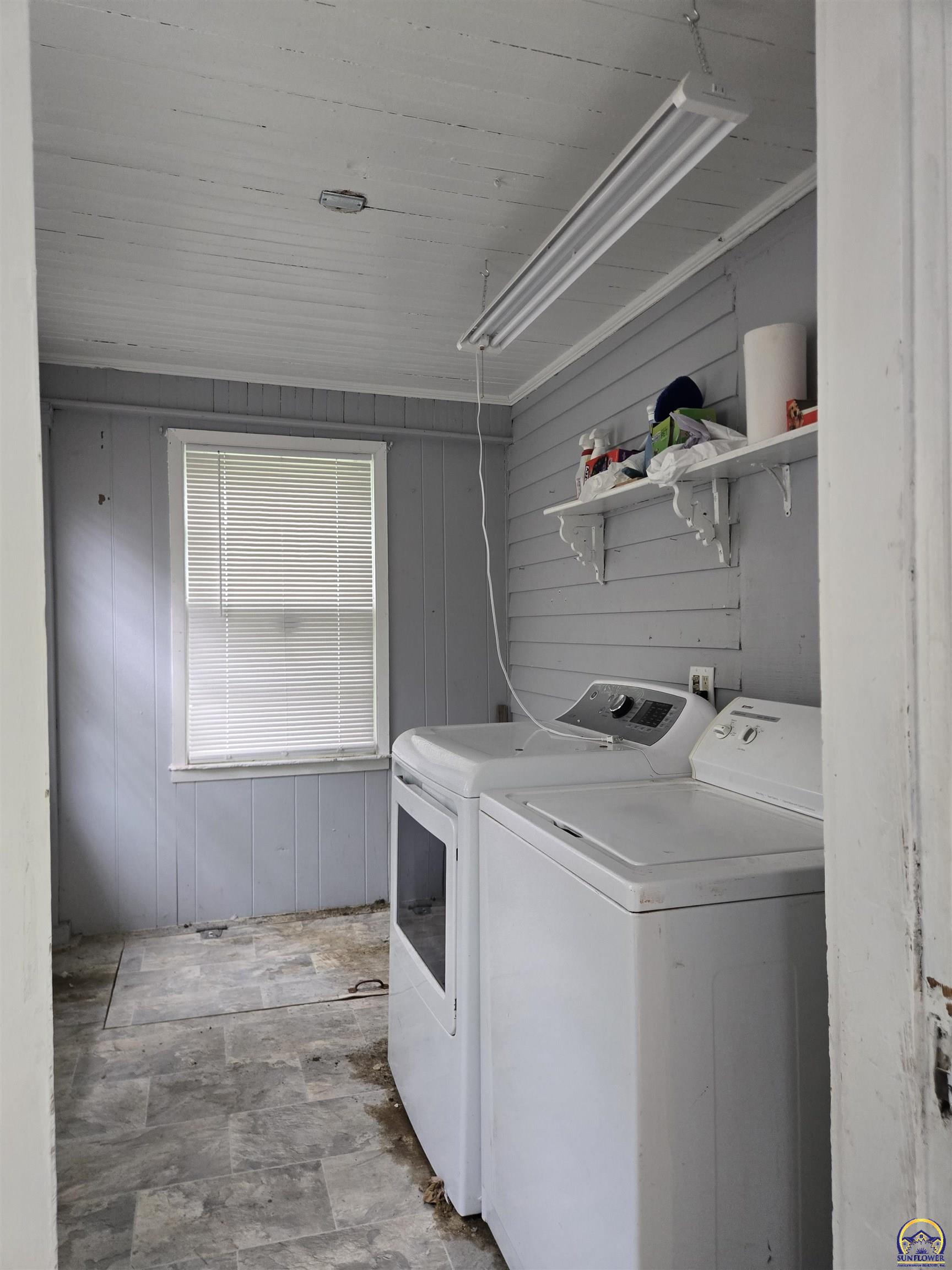 505 Cottonwood ST, Emporia, KS 66801