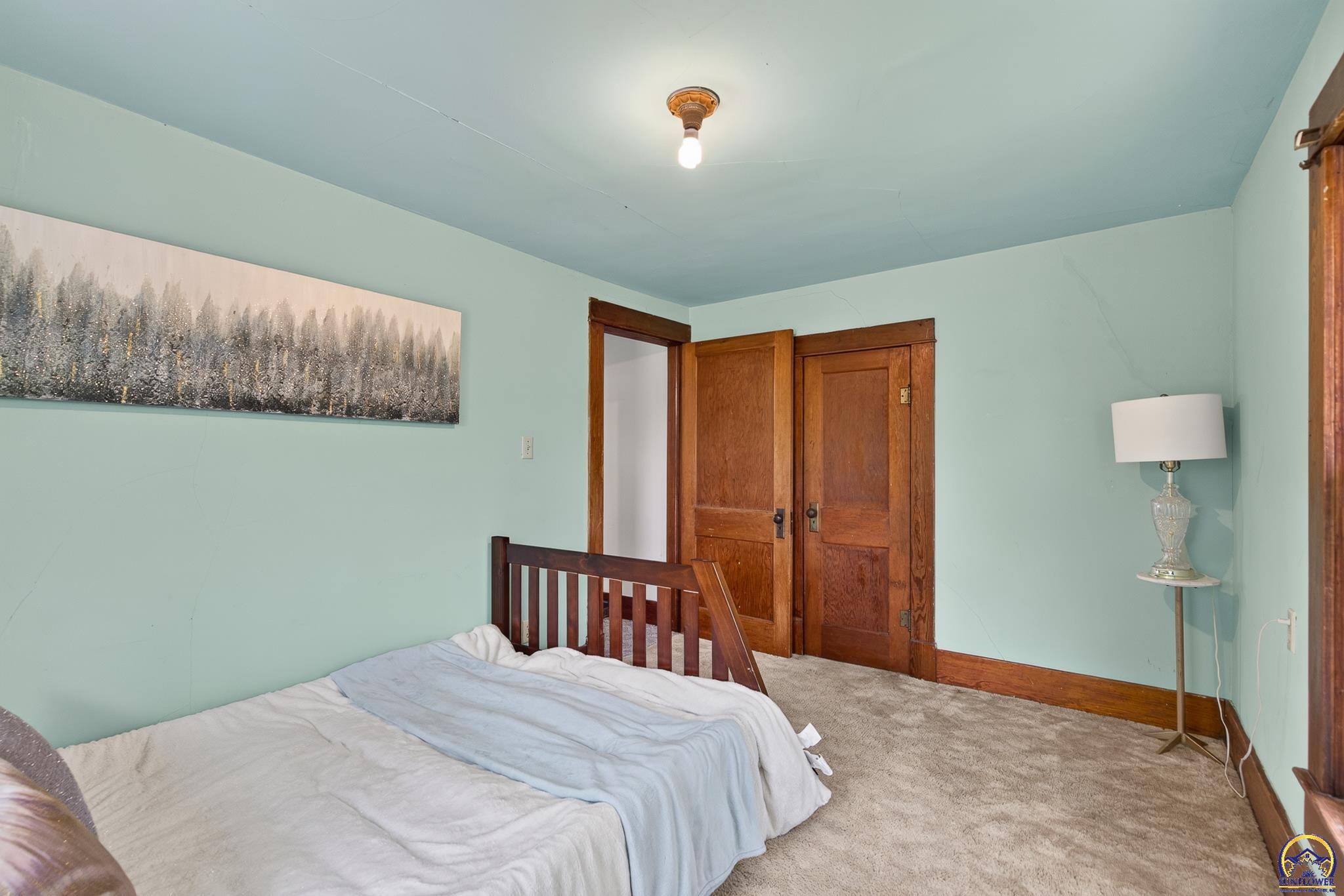13151 62nd St, Oskaloosa, KS 66066