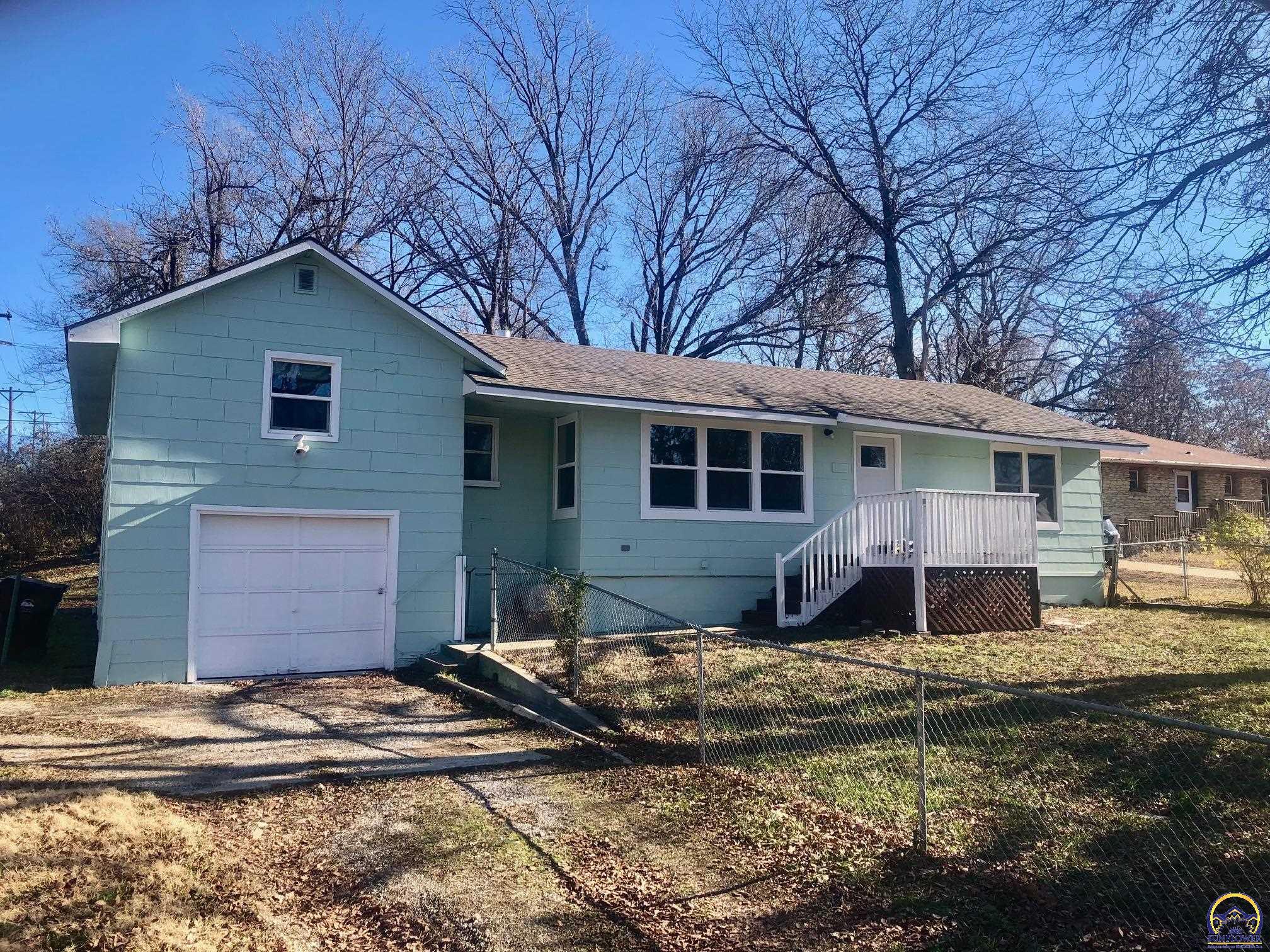 2800/2802 SE Massachusetts AVE, Topeka, KS 66605
