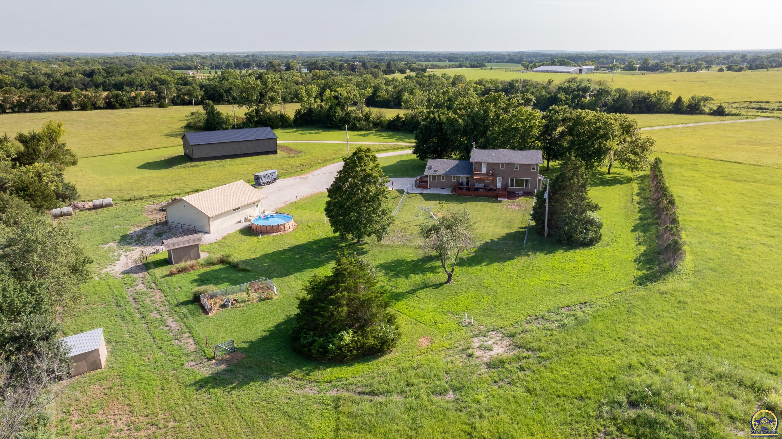 1786 Road E5, Emporia, KS 66801