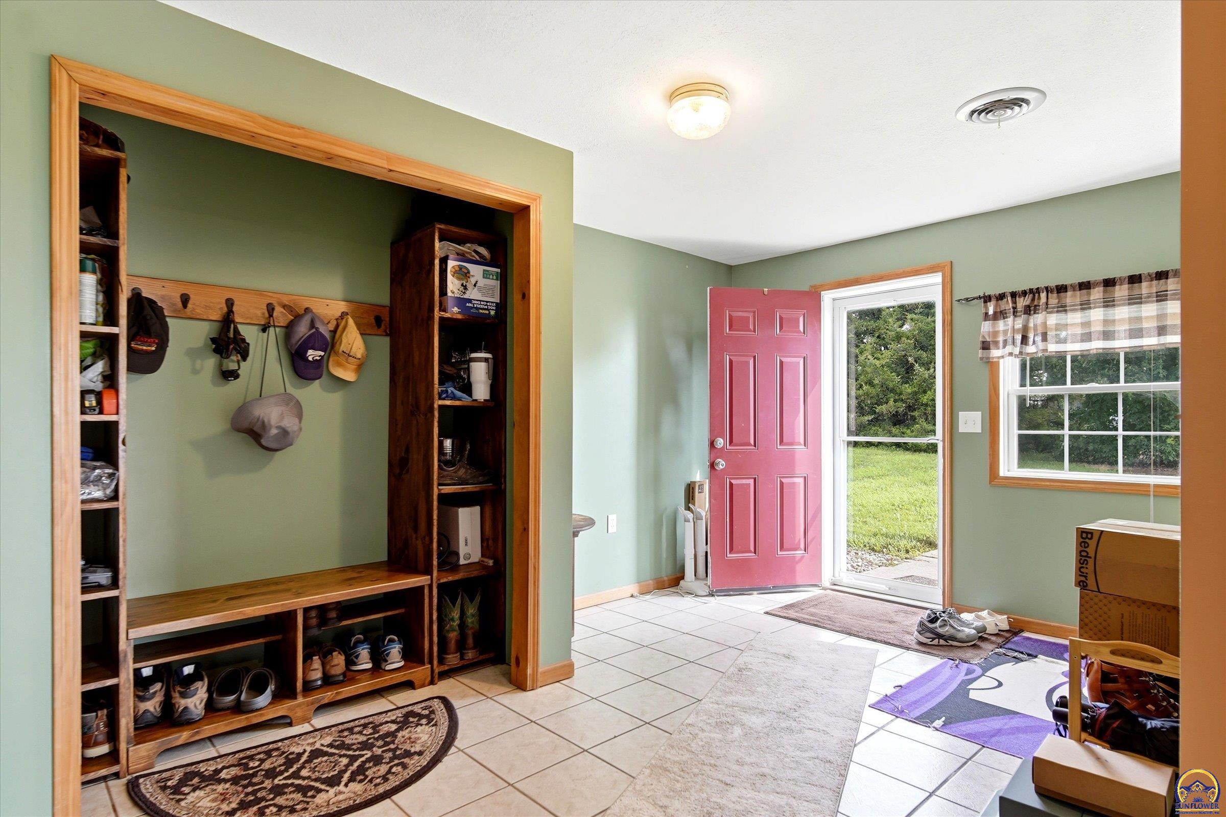 13881 Osage RD, Valley Falls, KS 66088