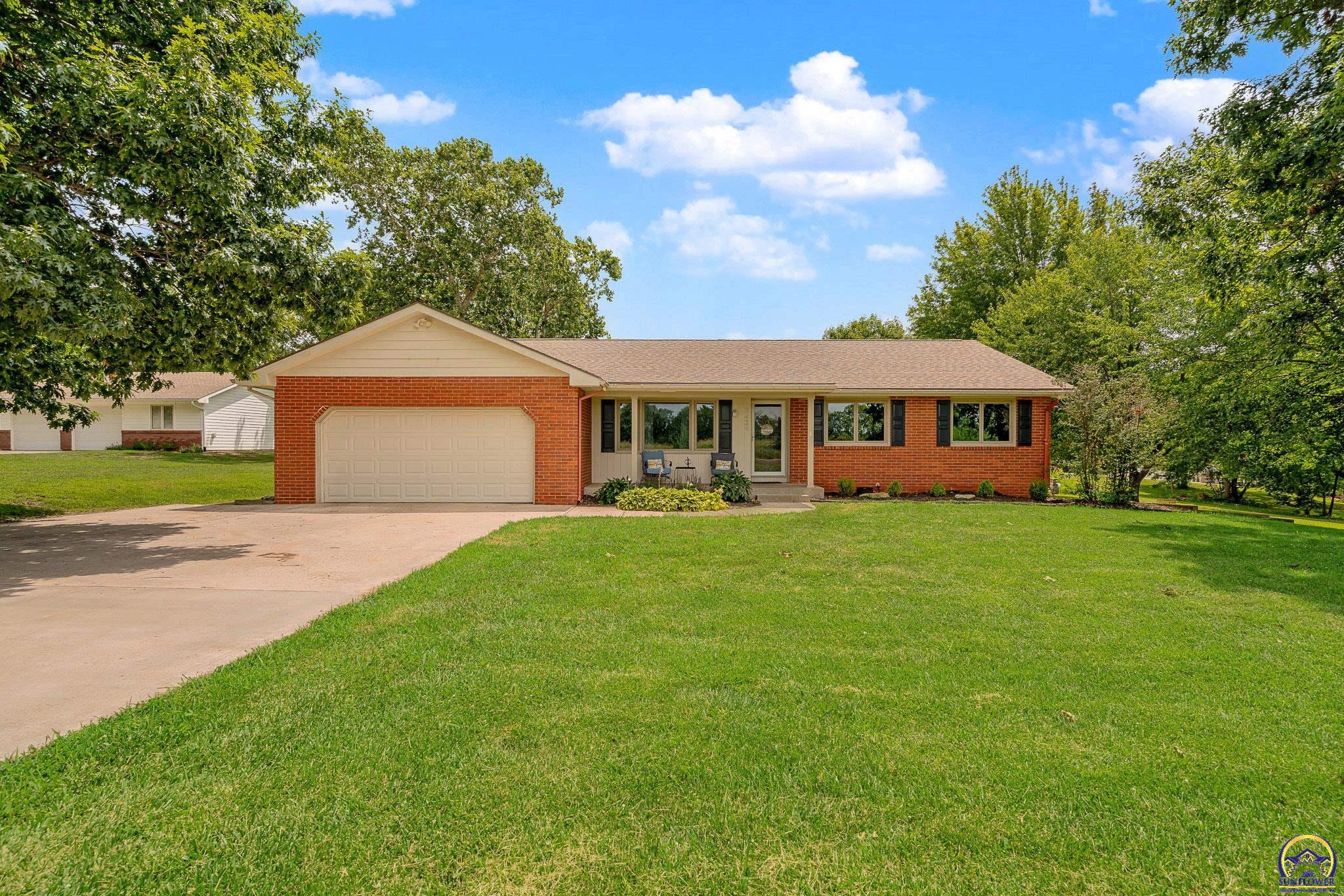3434 SE Shawnee Heights RD, Tecumseh, KS 66542
