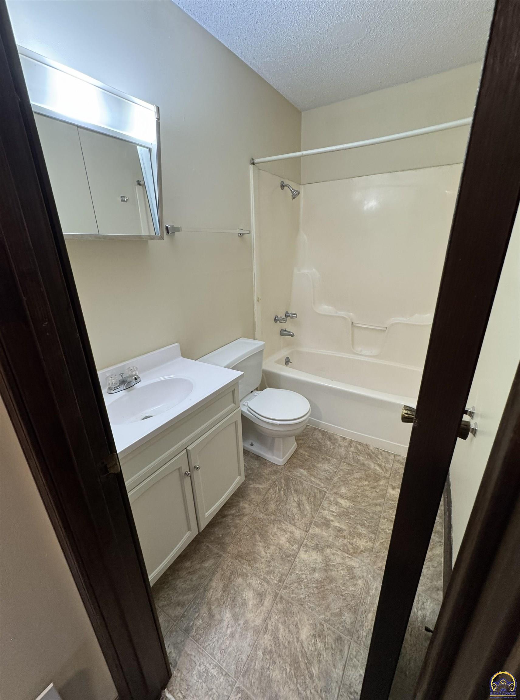 1209-1211 Yuma St, Manhattan, KS 66502