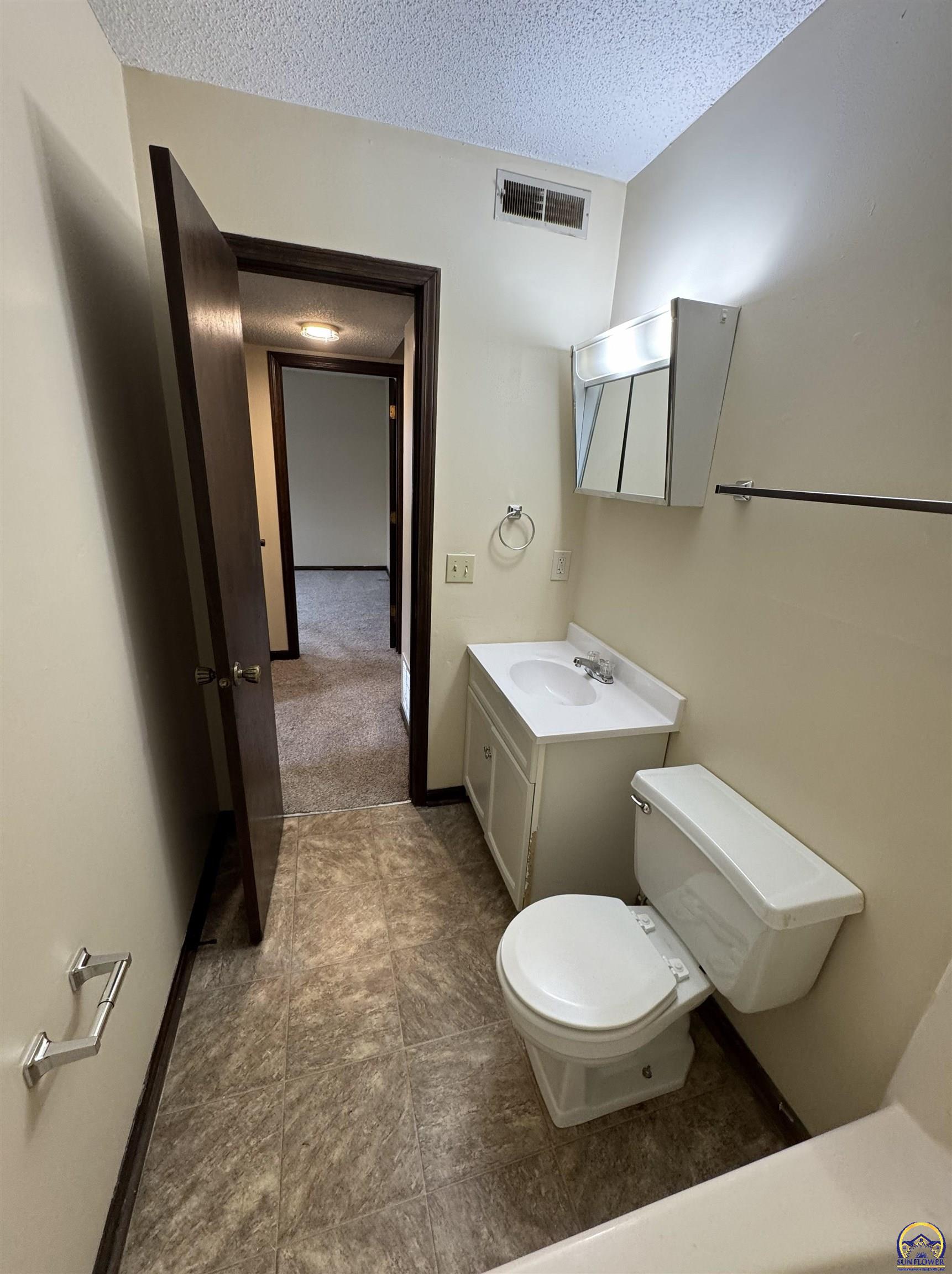 1213-1215 Yuma St, Manhattan, KS 66502