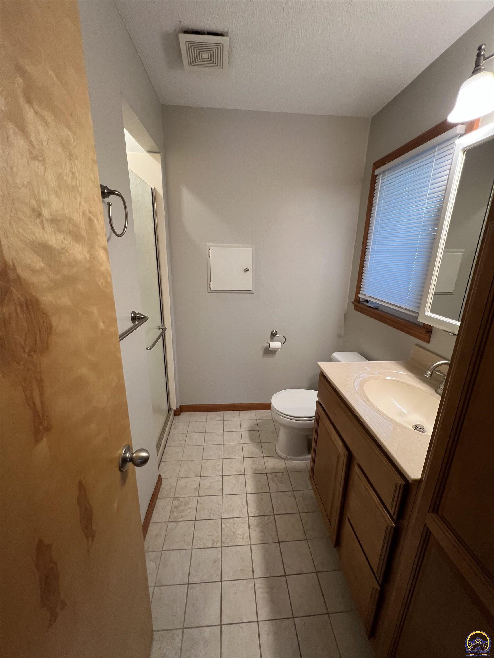 1510 Thompson St, Emporia, KS 66801