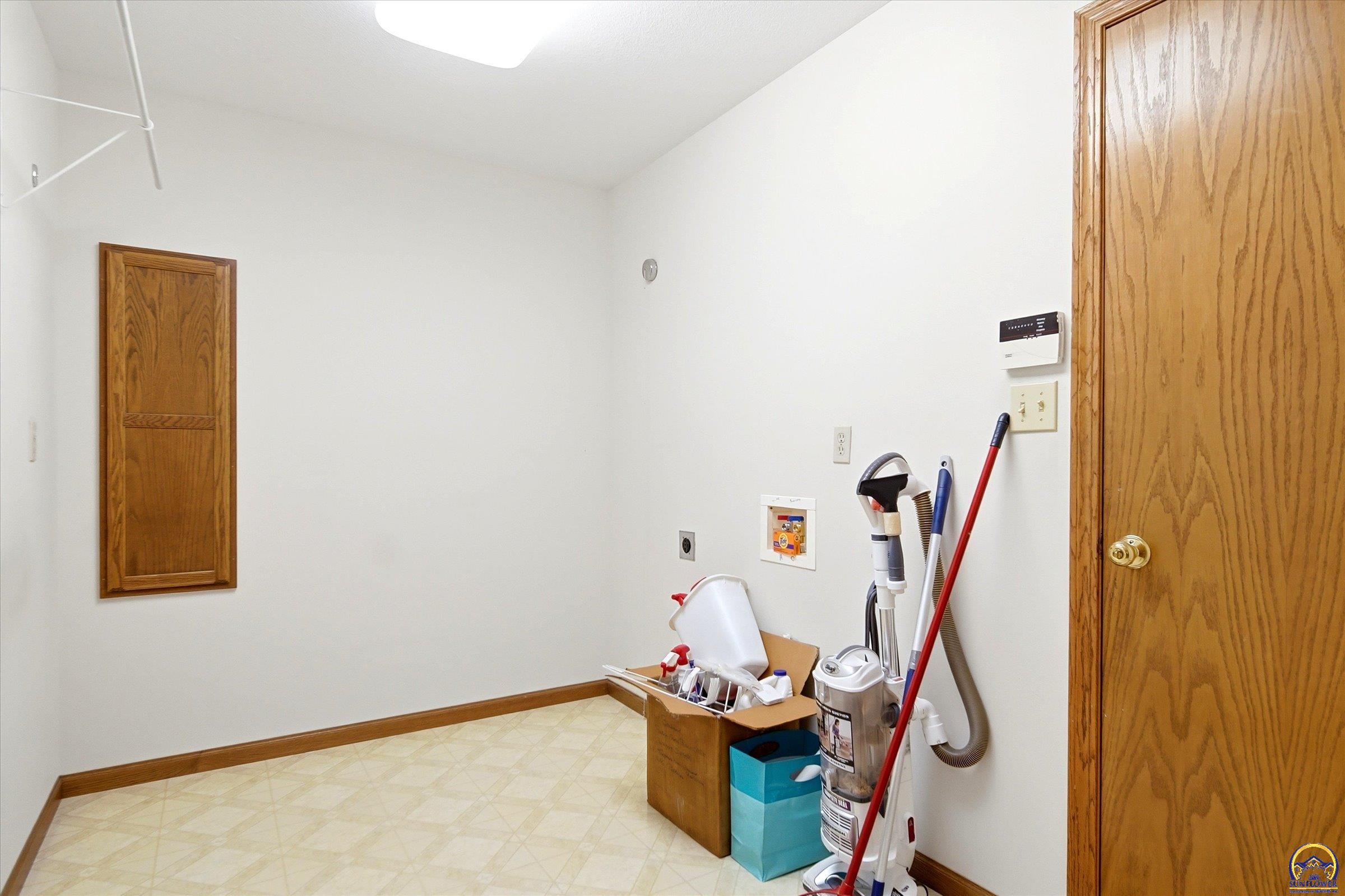 7315 SW Ambassador PL, Topeka, KS 66610
